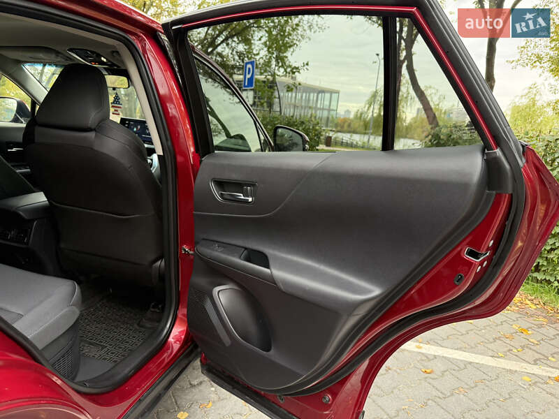 Позашляховик / Кросовер Toyota Venza 2022 в Києві