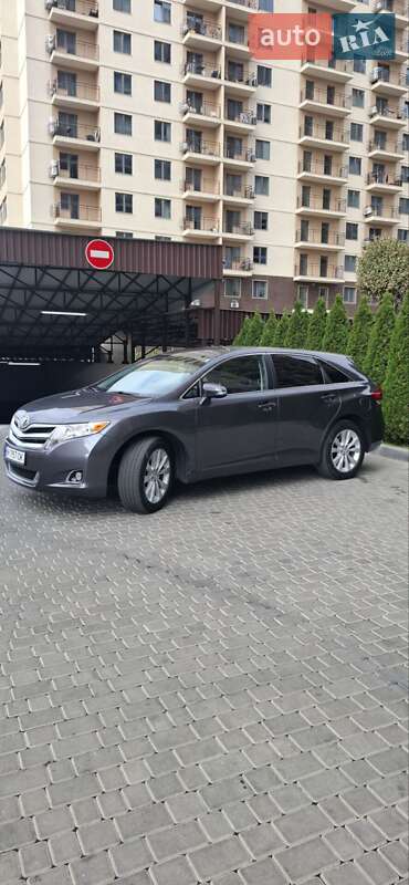 Позашляховик / Кросовер Toyota Venza 2015 в Одесі