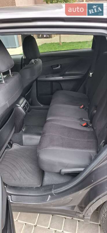 Позашляховик / Кросовер Toyota Venza 2015 в Одесі
