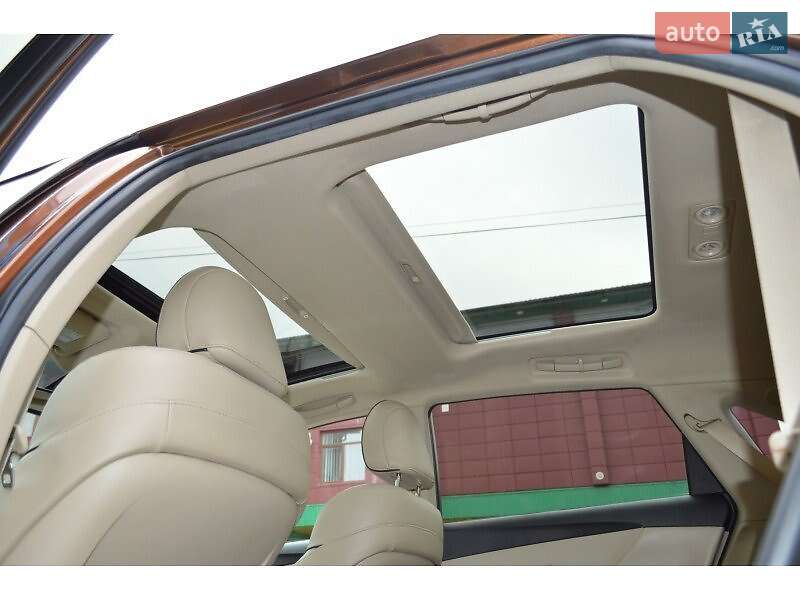 Внедорожник / Кроссовер Toyota Venza 2010 в Львове