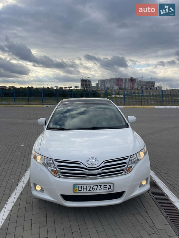Позашляховик / Кросовер Toyota Venza 2010 в Одесі