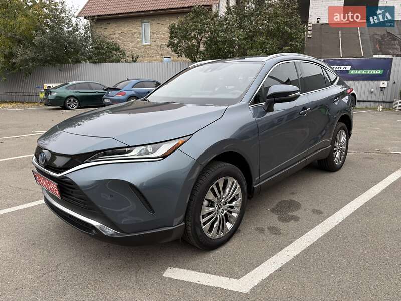 Внедорожник / Кроссовер Toyota Venza 2022 в Киеве