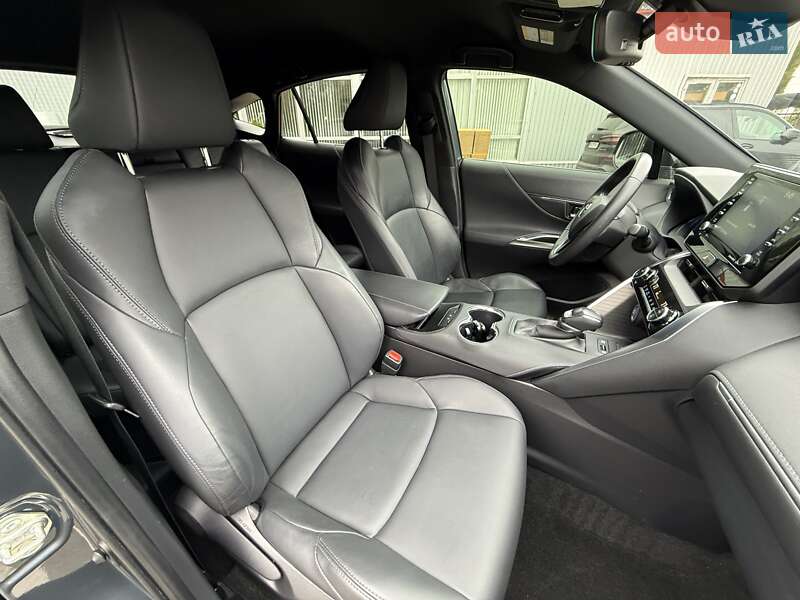 Внедорожник / Кроссовер Toyota Venza 2022 в Киеве