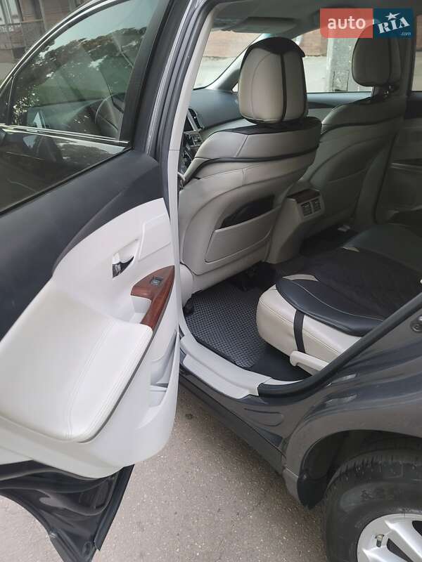 Внедорожник / Кроссовер Toyota Venza 2012 в Харькове фото 7 Внедорожник / Кроссовер Toyota Venza 2012 в Харькове