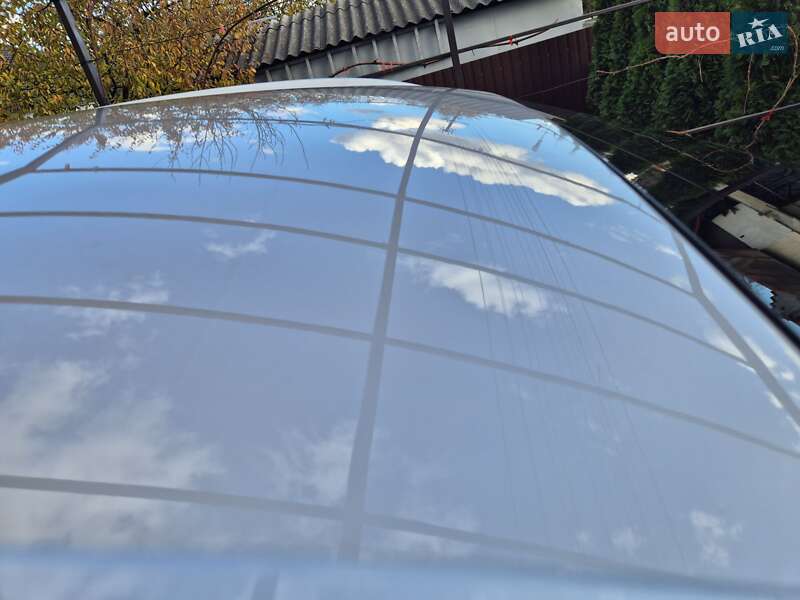 Позашляховик / Кросовер Toyota Venza 2021 в Івано-Франківську