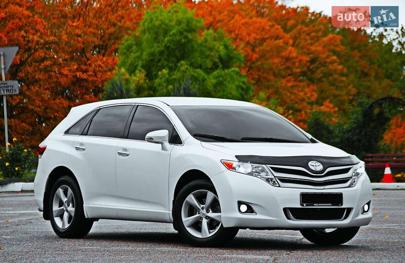 Позашляховик / Кросовер Toyota Venza 2013 в Дніпрі