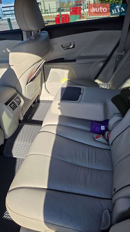 Внедорожник / Кроссовер Toyota Venza 2012 в Киеве фото 15 Внедорожник / Кроссовер Toyota Venza 2012 в Киеве