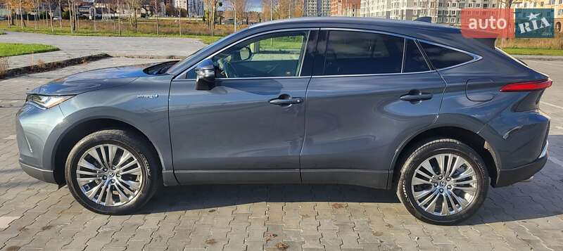 Позашляховик / Кросовер Toyota Venza 2020 в Ірпені