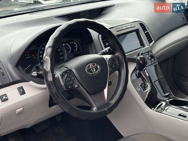 Внедорожник / Кроссовер Toyota Venza 2013 в Харькове