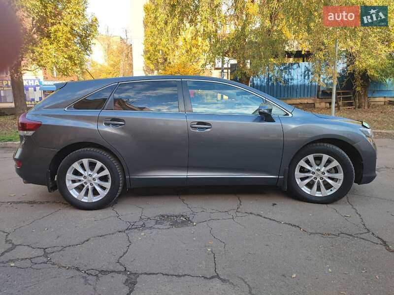 Внедорожник / Кроссовер Toyota Venza 2013 в Кривом Роге фото 8 Внедорожник / Кроссовер Toyota Venza 2013 в Кривом Роге