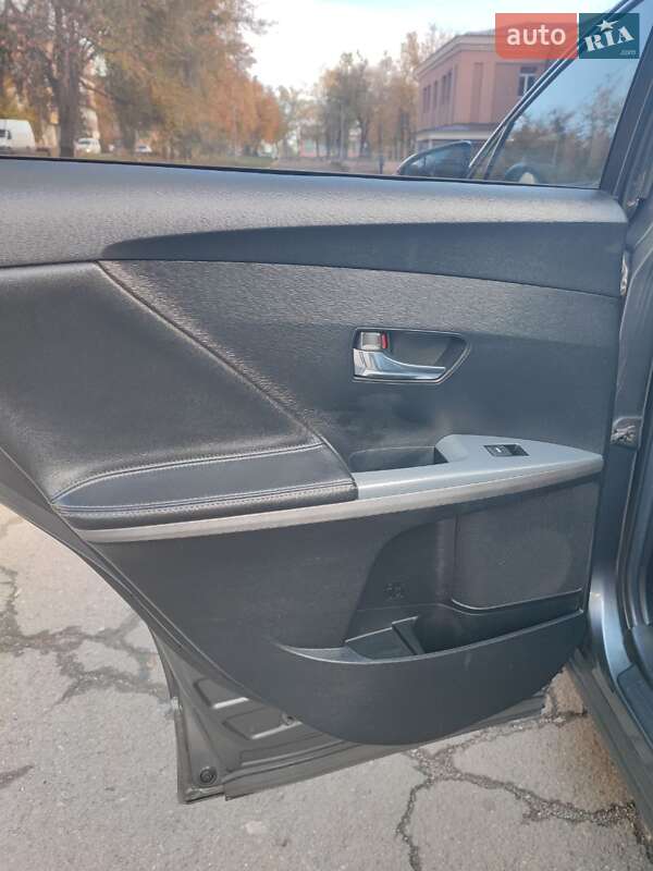 Внедорожник / Кроссовер Toyota Venza 2013 в Кривом Роге фото 12 Внедорожник / Кроссовер Toyota Venza 2013 в Кривом Роге