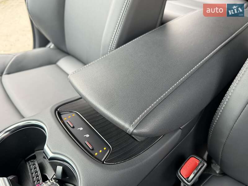 Внедорожник / Кроссовер Toyota Venza 2024 в Виннице фото 33 Внедорожник / Кроссовер Toyota Venza 2024 в Виннице