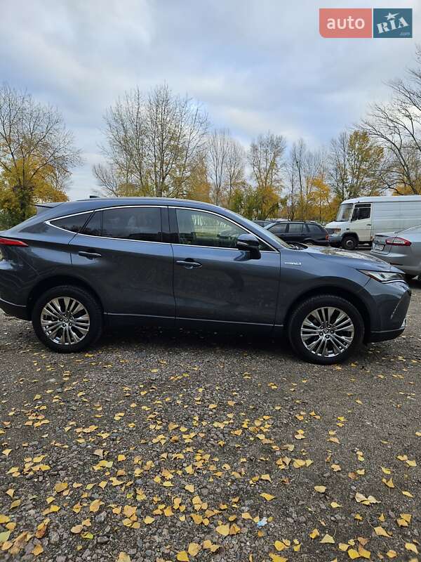 Позашляховик / Кросовер Toyota Venza 2021 в Черкасах