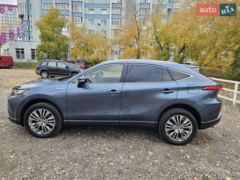 Позашляховик / Кросовер Toyota Venza 2021 в Черкасах