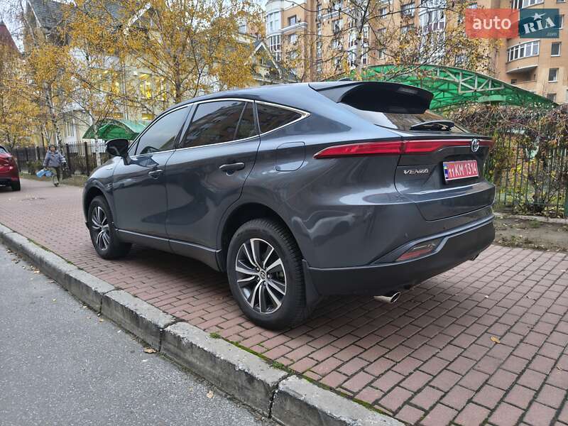 Внедорожник / Кроссовер Toyota Venza 2021 в Киеве