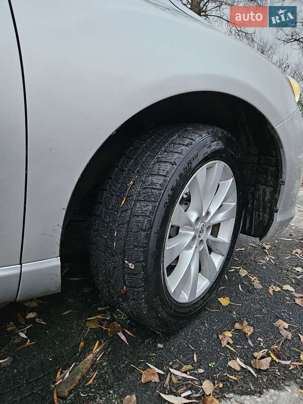 Внедорожник / Кроссовер Toyota Venza 2013 в Калиновке