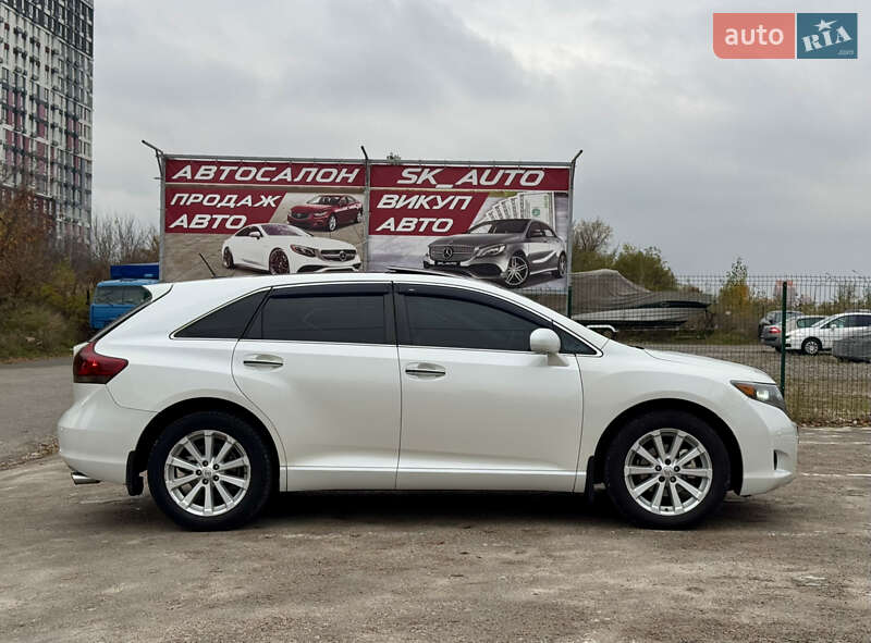 Внедорожник / Кроссовер Toyota Venza 2010 в Киеве