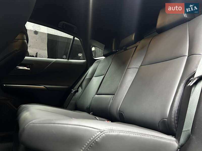 Внедорожник / Кроссовер Toyota Venza 2022 в Черновцах