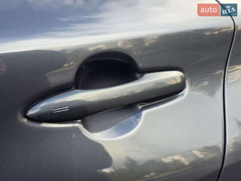 Позашляховик / Кросовер Toyota Venza 2020 в Тернополі