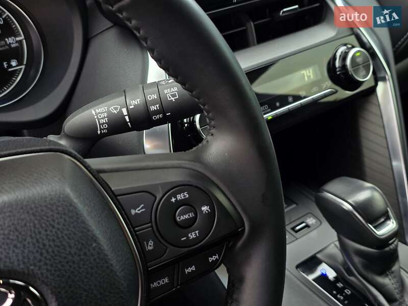 Позашляховик / Кросовер Toyota Venza 2020 в Тернополі