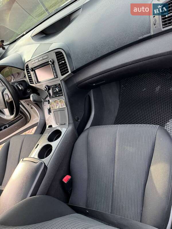 Внедорожник / Кроссовер Toyota Venza 2014 в Петриковке