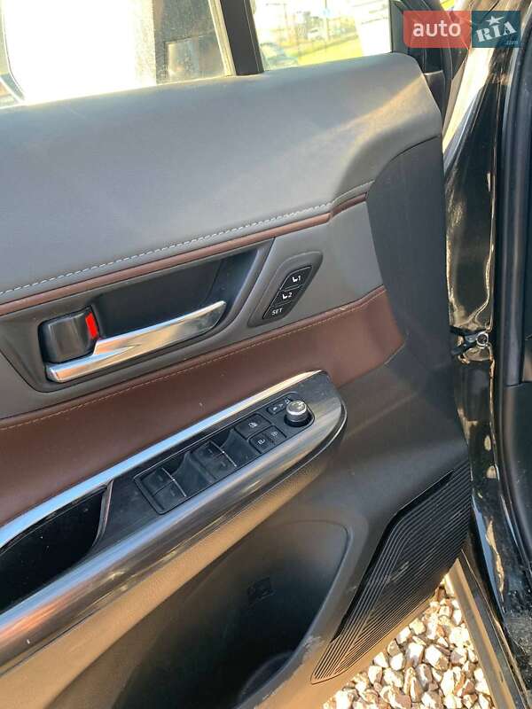 Внедорожник / Кроссовер Toyota Venza 2023 в Львове фото 11 Внедорожник / Кроссовер Toyota Venza 2023 в Львове