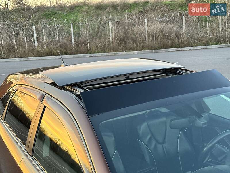 Позашляховик / Кросовер Toyota Venza 2014 в Вінниці