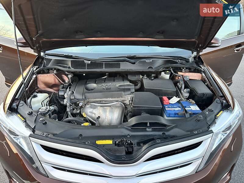 Позашляховик / Кросовер Toyota Venza 2014 в Вінниці