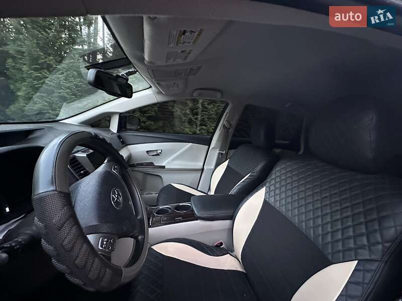 Внедорожник / Кроссовер Toyota Venza 2010 в Ирпене фото 10 Внедорожник / Кроссовер Toyota Venza 2010 в Ирпене