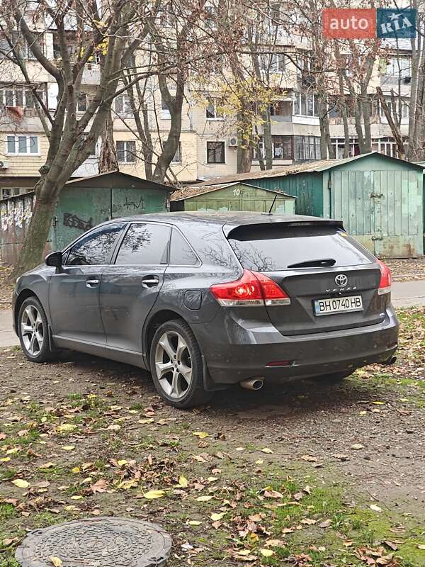 Внедорожник / Кроссовер Toyota Venza 2010 в Одессе