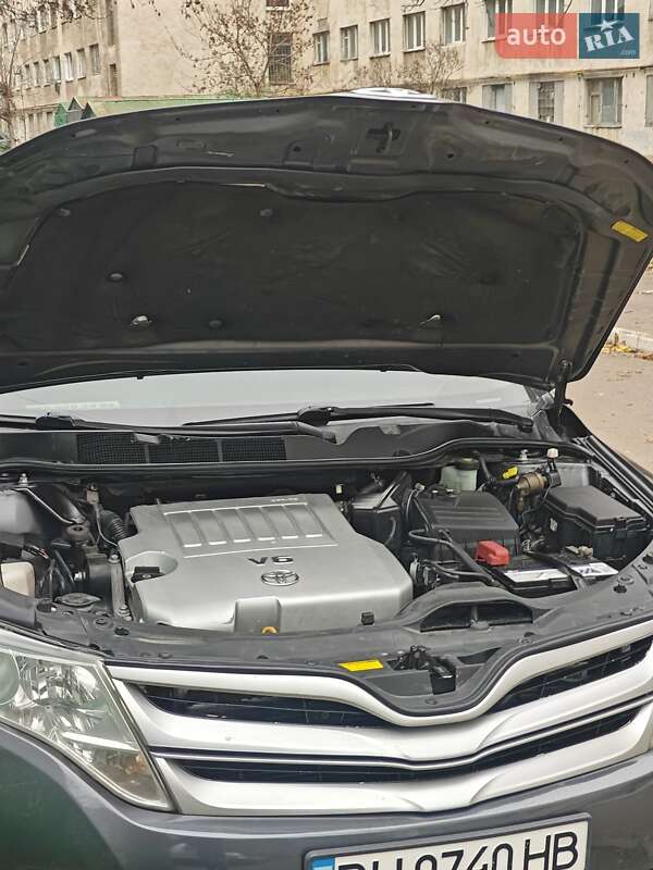 Внедорожник / Кроссовер Toyota Venza 2010 в Одессе