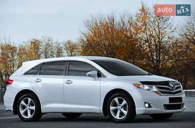 Внедорожник / Кроссовер Toyota Venza 2013 в Днепре