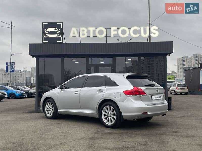 Внедорожник / Кроссовер Toyota Venza 2011 в Киеве