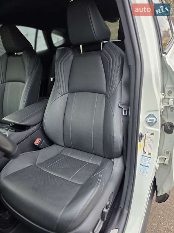 Внедорожник / Кроссовер Toyota Venza 2021 в Одессе