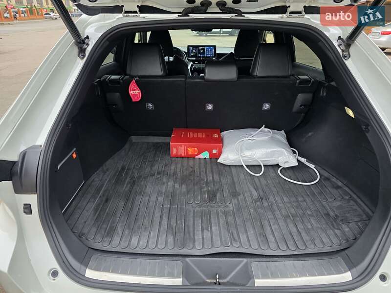 Внедорожник / Кроссовер Toyota Venza 2021 в Одессе