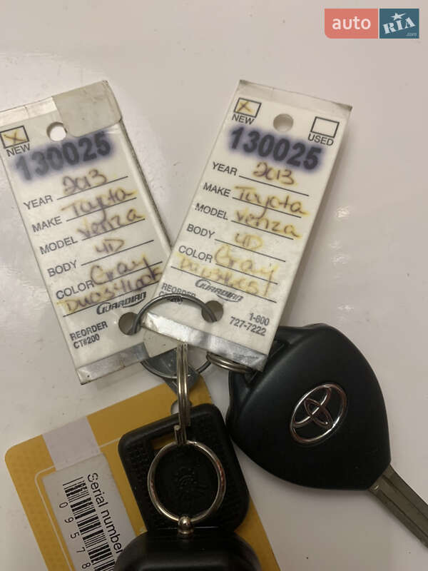 Позашляховик / Кросовер Toyota Venza 2012 в Чернівцях