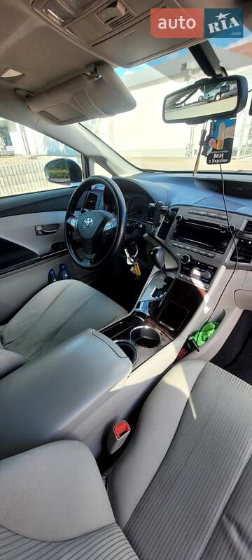 Позашляховик / Кросовер Toyota Venza 2012 в Оріхові фото 13 Позашляховик / Кросовер Toyota Venza 2012 в Оріхові