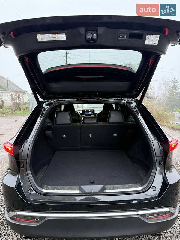 Позашляховик / Кросовер Toyota Venza 2022 в Фастові