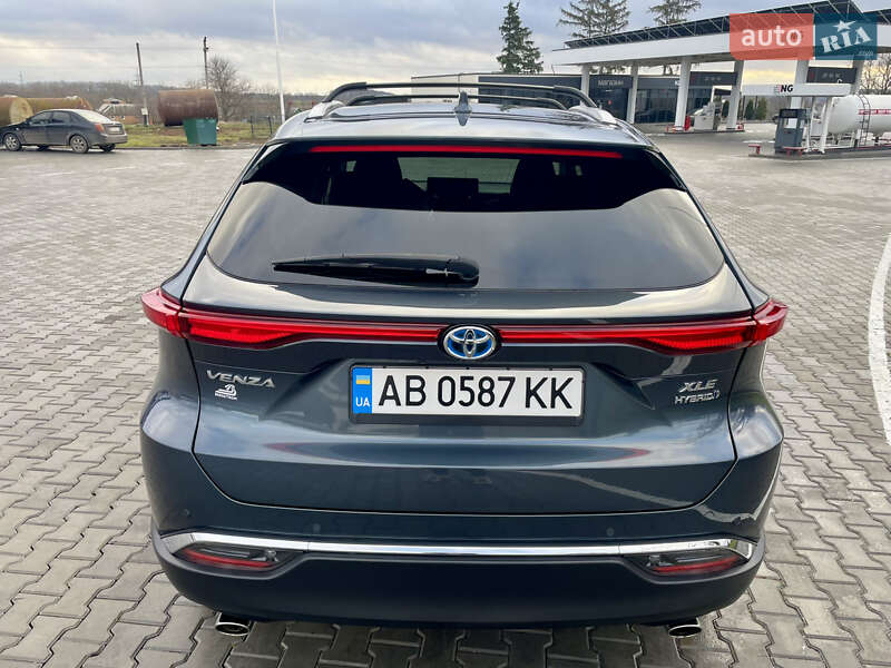 Позашляховик / Кросовер Toyota Venza 2021 в Тульчині