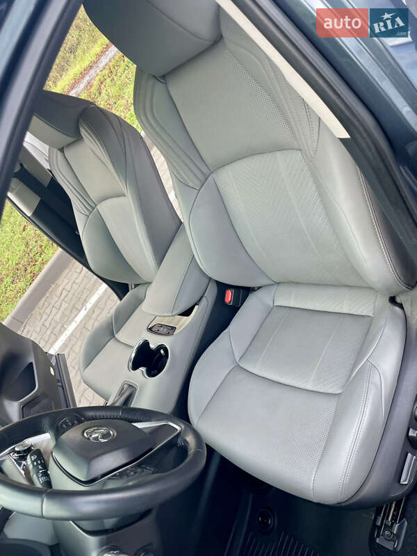 Позашляховик / Кросовер Toyota Venza 2021 в Тульчині