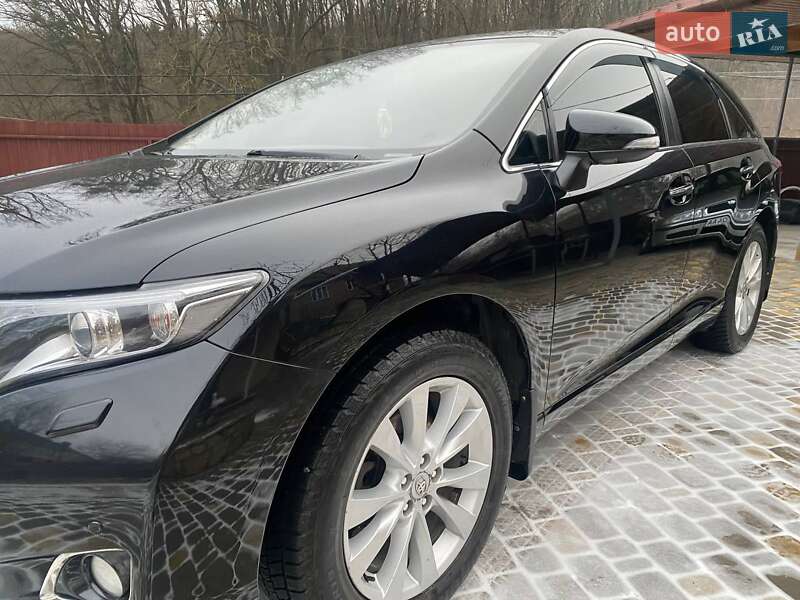 Позашляховик / Кросовер Toyota Venza 2013 в Вінниці