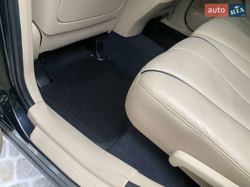 Позашляховик / Кросовер Toyota Venza 2013 в Вінниці