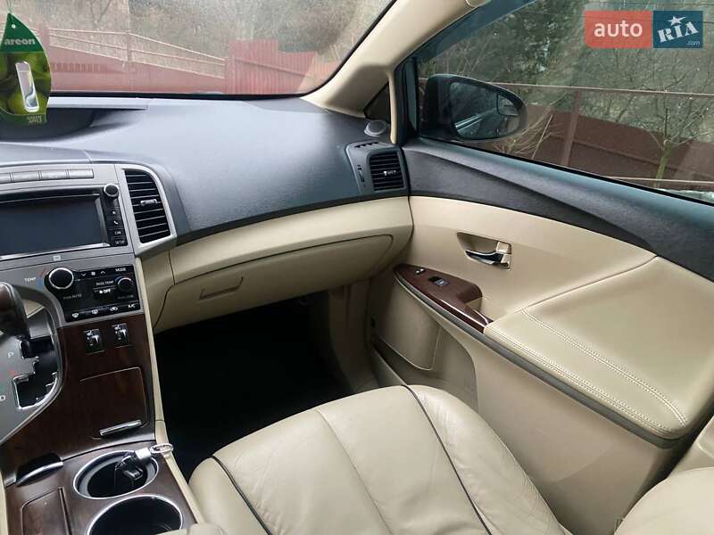 Позашляховик / Кросовер Toyota Venza 2013 в Вінниці