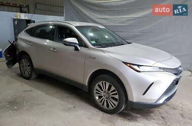 Позашляховик / Кросовер Toyota Venza 2021 в Бучі