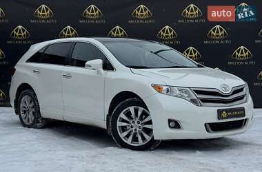Позашляховик / Кросовер Toyota Venza 2013 в Києві