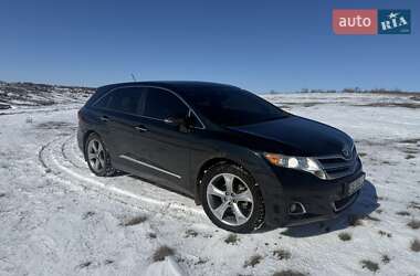 Позашляховик / Кросовер Toyota Venza 2015 в Роздільній