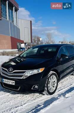 Позашляховик / Кросовер Toyota Venza 2013 в Києві