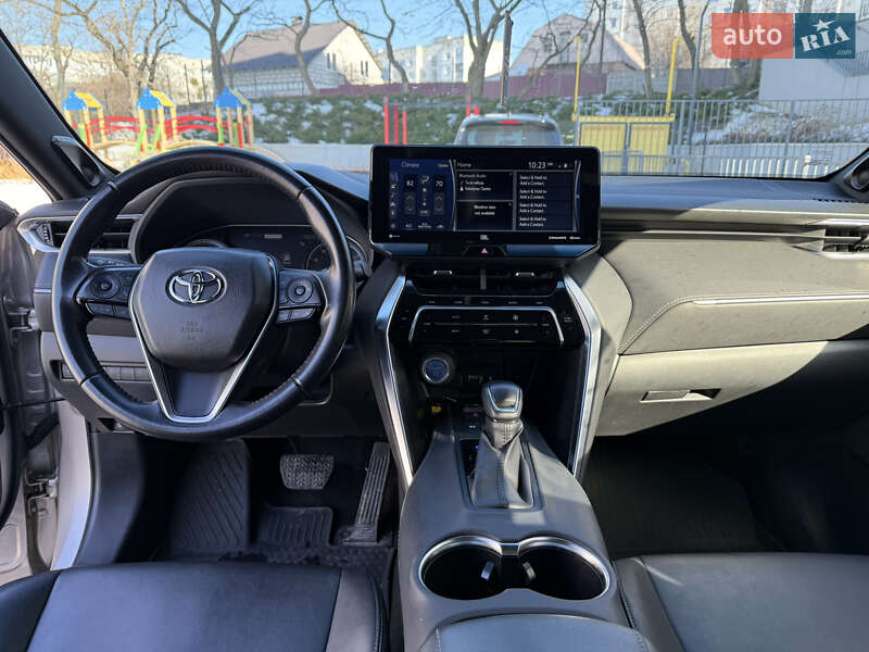 Внедорожник / Кроссовер Toyota Venza 2021 в Фастове