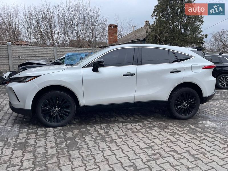 Внедорожник / Кроссовер Toyota Venza 2023 в Кривом Роге