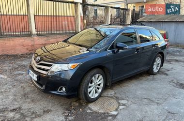 Позашляховик / Кросовер Toyota Venza 2014 в Києві